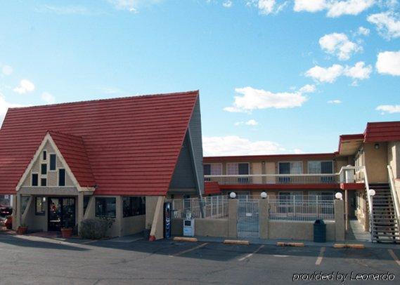 Super 8 By Wyndham Albuquerque Downtown Motel Exterior foto